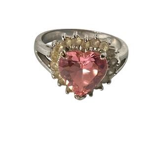 Womens Heart Shaped Statement Ring Pink Silver Toned Size 8 Jewelry